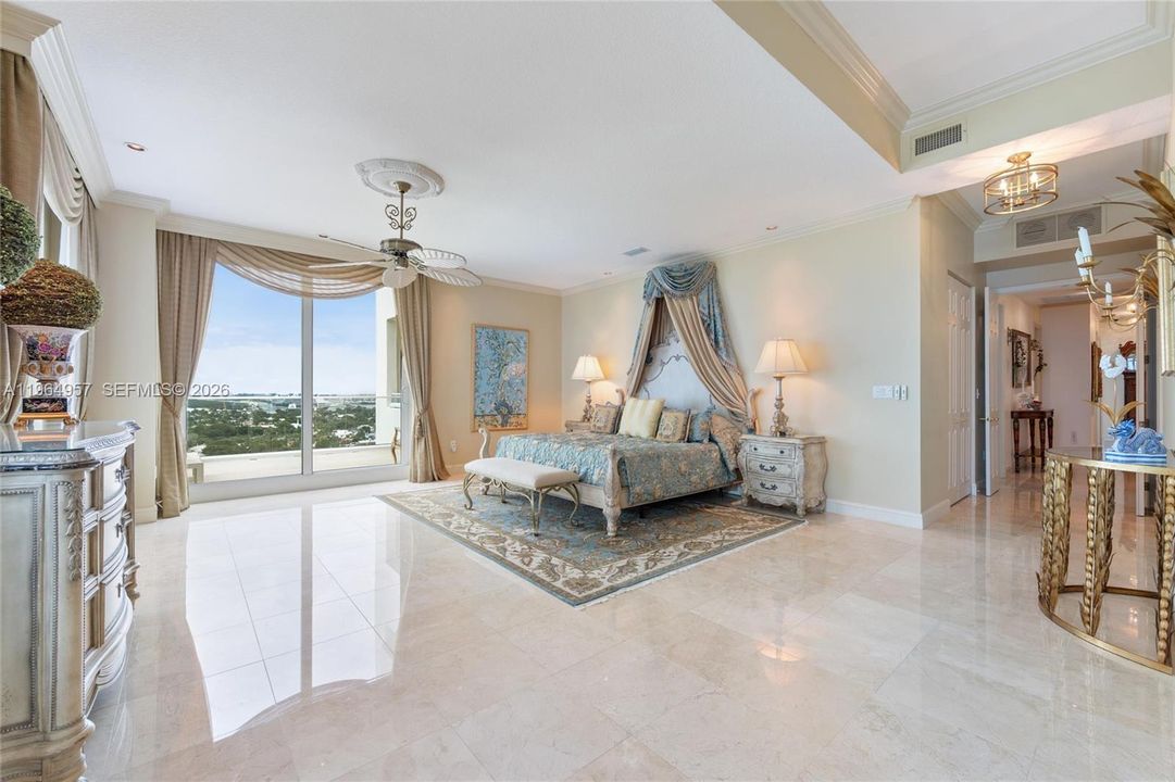 For Sale: $4,495,000 (3 beds, 4 baths, 4043 Square Feet)