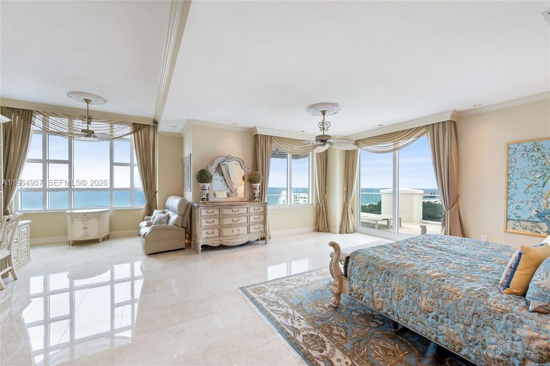 For Sale: $4,495,000 (3 beds, 4 baths, 4043 Square Feet)