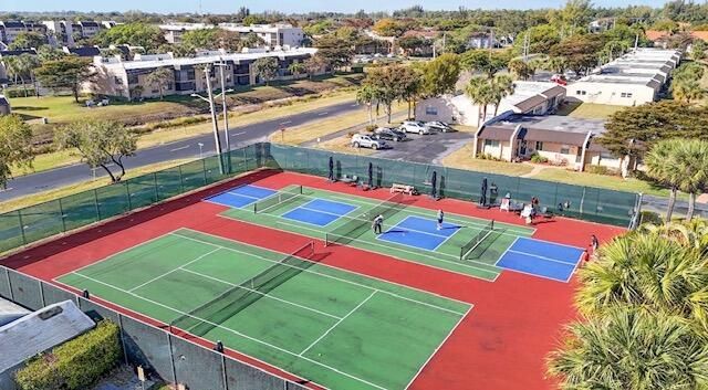 Tennis & Pickleball