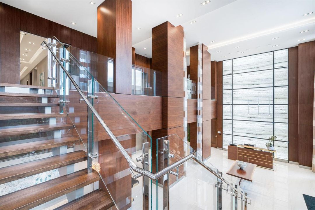 VB Lobby