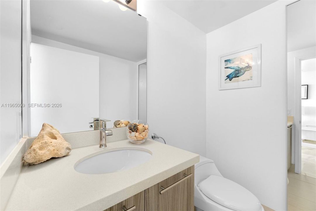 Active With Contract: $1,395,000 (3 beds, 2 baths, 1304 Square Feet)
