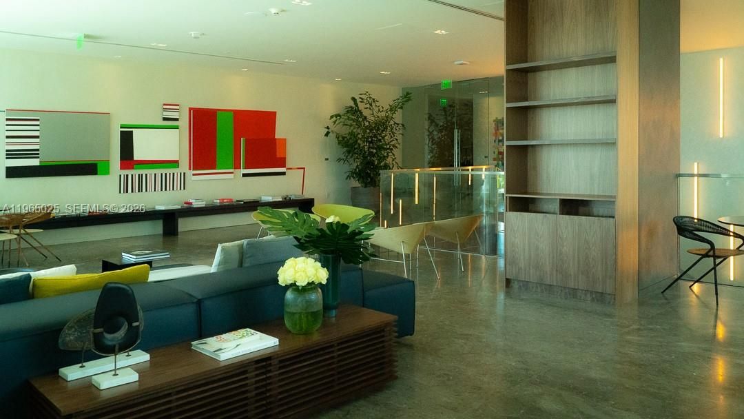 En Venta: $875,000 (2 camas, 3 baños, 1151 Pies cuadrados)