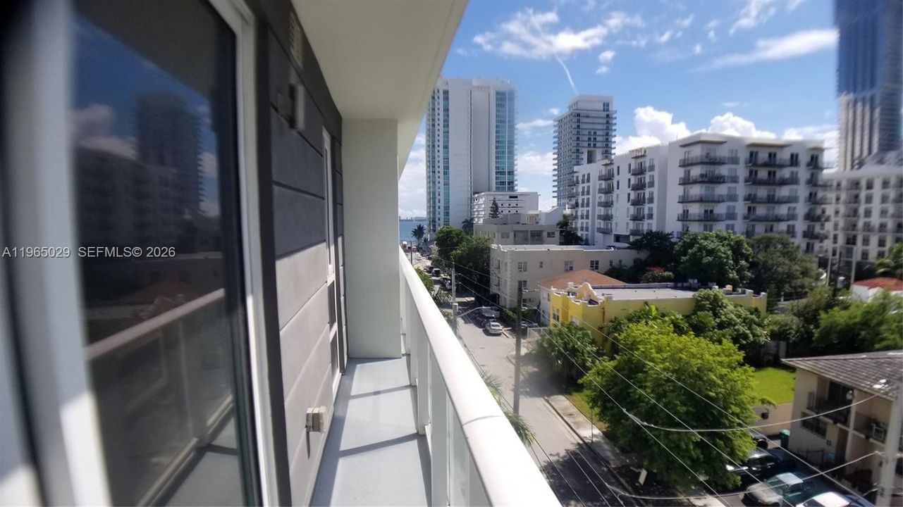En Venta: $365,000 (1 camas, 1 baños, 560 Pies cuadrados)