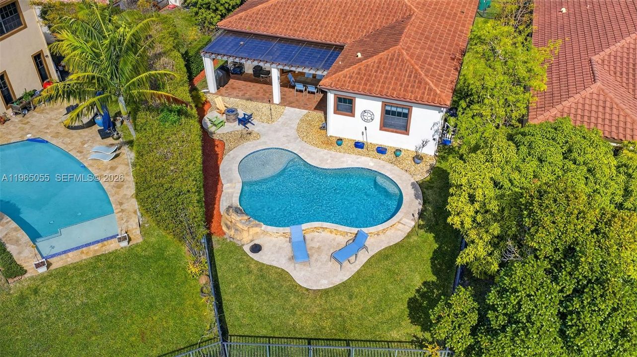 Activo con contrato: $1,349,999 (4 camas, 3 baños, 2480 Pies cuadrados)