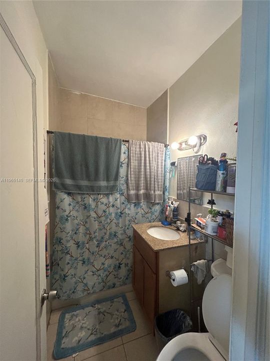 For Sale: $398,000 (2 beds, 1 baths, 720 Square Feet)