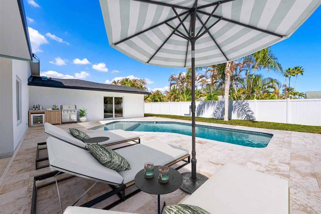 Pool & Deck
