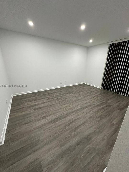Recientemente alquilado: $1,700 (1 camas, 1 baños, 718 Pies cuadrados)