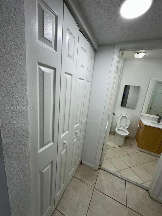 Recientemente alquilado: $1,700 (1 camas, 1 baños, 718 Pies cuadrados)
