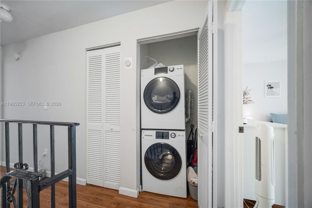 Interior washer and dryer for 338 Majorca Ave