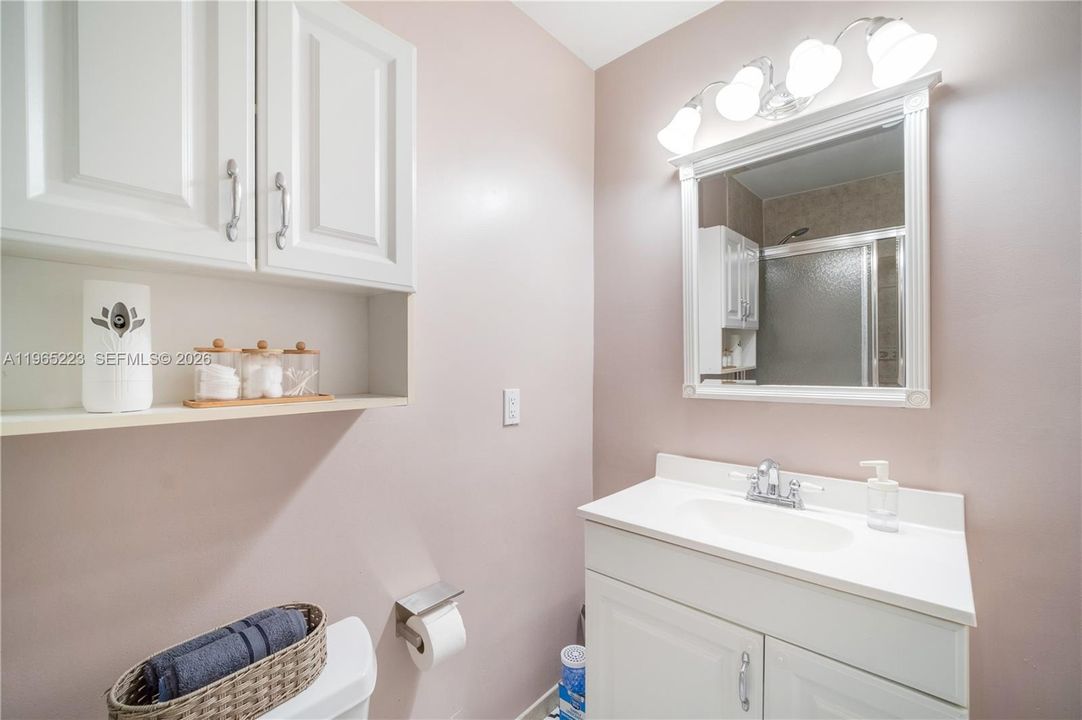 Photo of 338 Majorca bedroom number 1 en suite bathroom