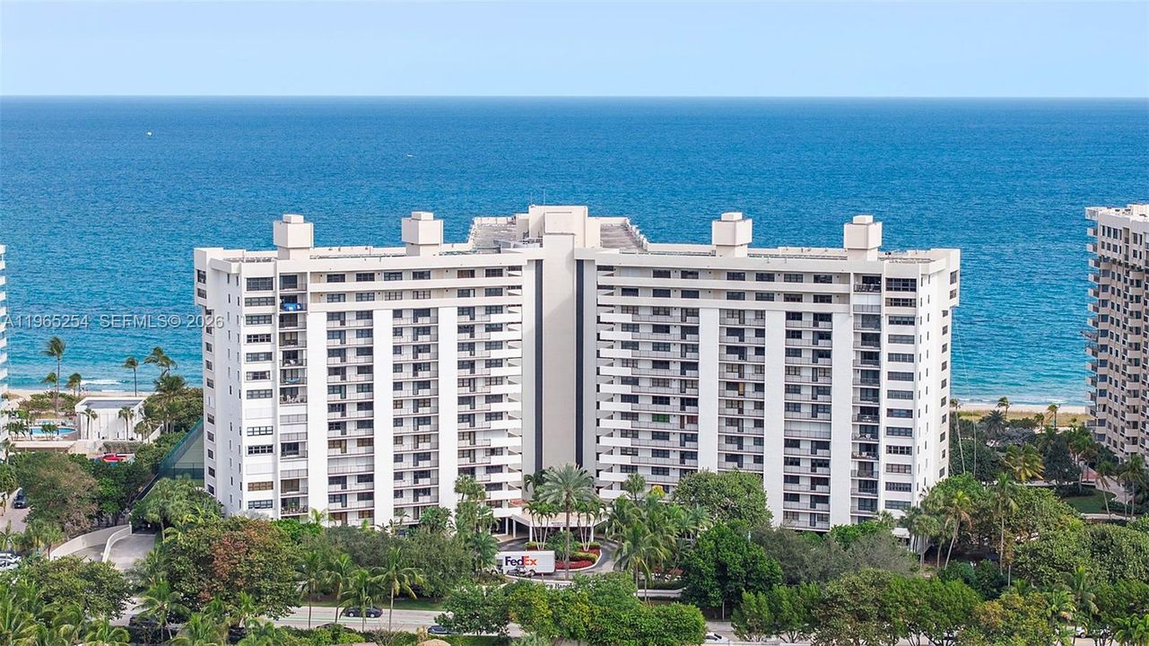 En Venta: $949,900 (2 camas, 2 baños, 1700 Pies cuadrados)