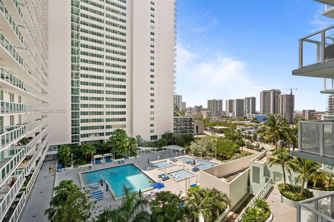 En Venta: $359,000 (1 camas, 1 baños, 594 Pies cuadrados)