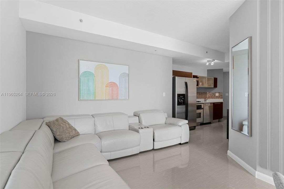 En Venta: $359,000 (1 camas, 1 baños, 594 Pies cuadrados)