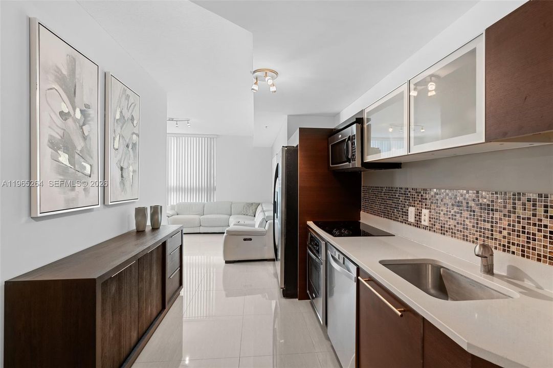 En Venta: $359,000 (1 camas, 1 baños, 594 Pies cuadrados)