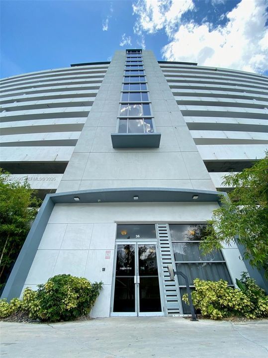 En Venta: $320,000 (1 camas, 2 baños, 982 Pies cuadrados)