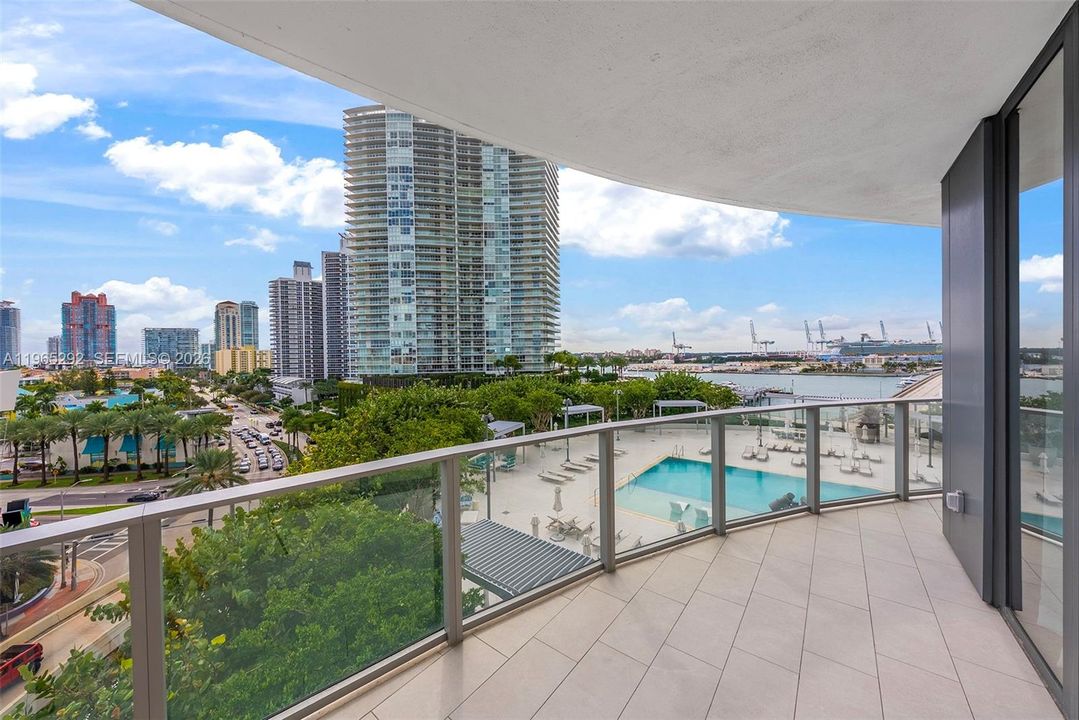 For Sale: $3,195,000 (3 beds, 3 baths, 2178 Square Feet)