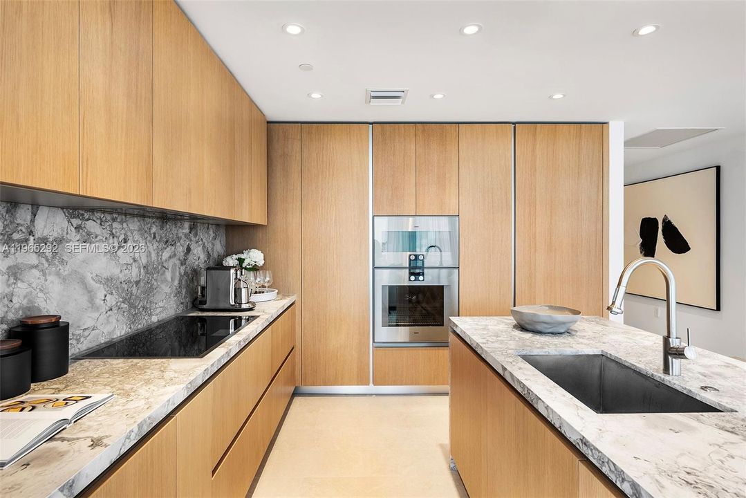 For Sale: $3,195,000 (3 beds, 3 baths, 2178 Square Feet)