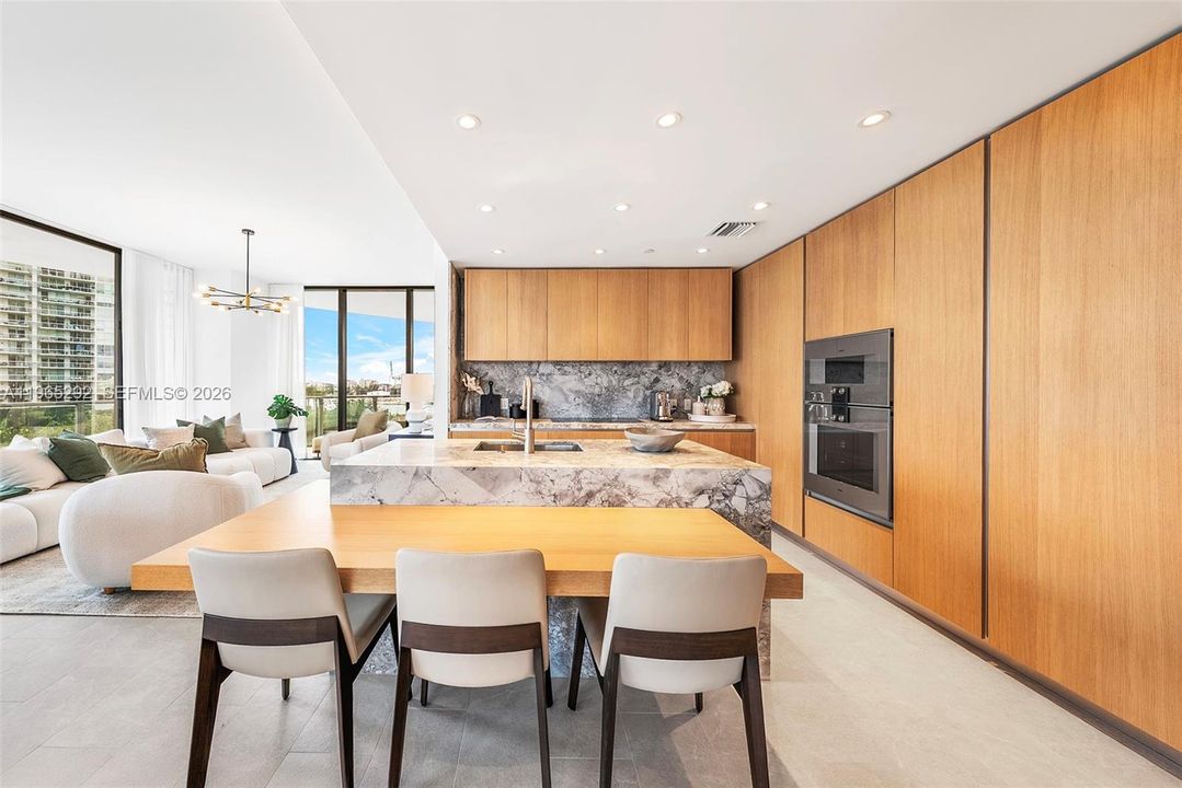 For Sale: $3,195,000 (3 beds, 3 baths, 2178 Square Feet)