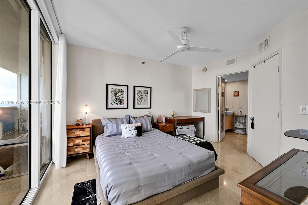 For Sale: $1,244,000 (2 beds, 2 baths, 1458 Square Feet)