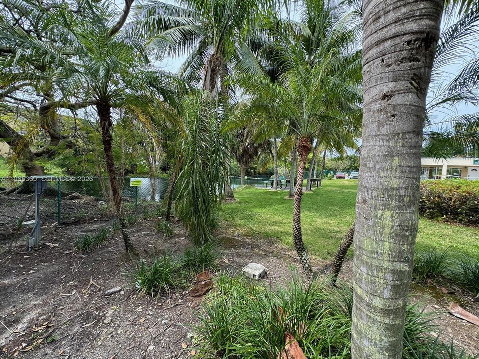 Activo con contrato: $280,000 (2 camas, 2 baños, 886 Pies cuadrados)