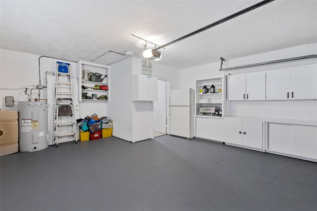 2-Car Garage