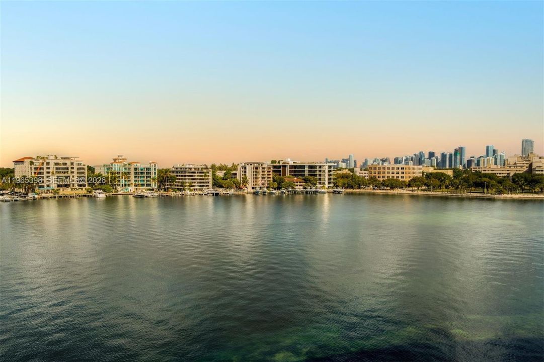 Recently Sold: $6,500,000 (3 beds, 3 baths, 2622 Square Feet)