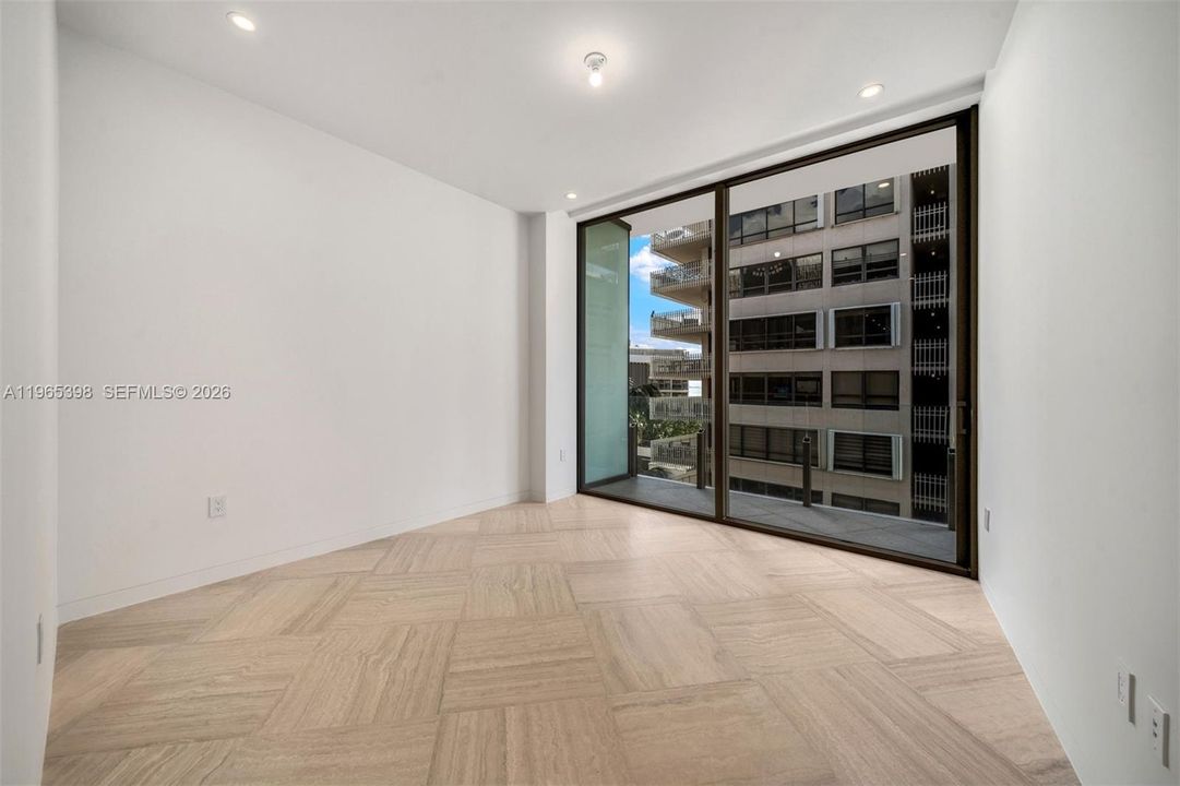 Recently Sold: $6,500,000 (3 beds, 3 baths, 2622 Square Feet)