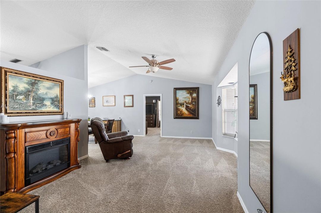 For Sale: $660,000 (3 beds, 2 baths, 1899 Square Feet)