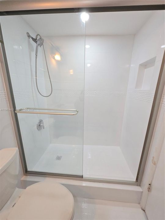 For Sale: $99,999 (1 beds, 1 baths, 495 Square Feet)