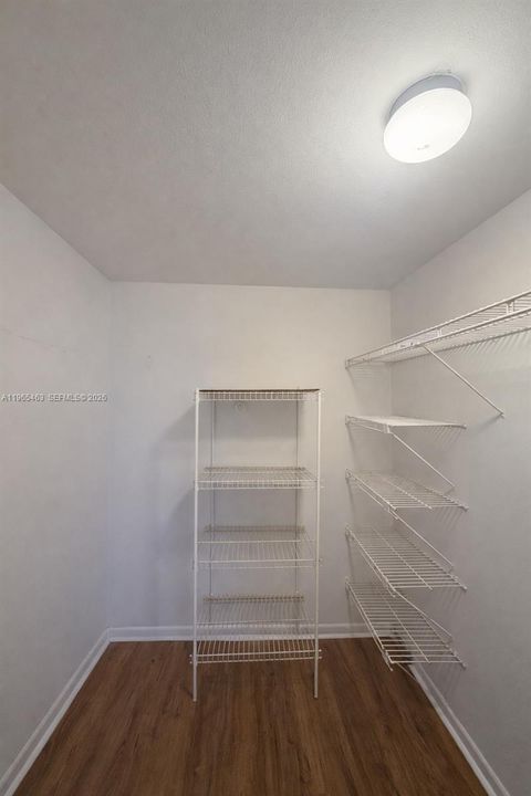 En Venta: $80,000 (2 camas, 2 baños, 990 Pies cuadrados)