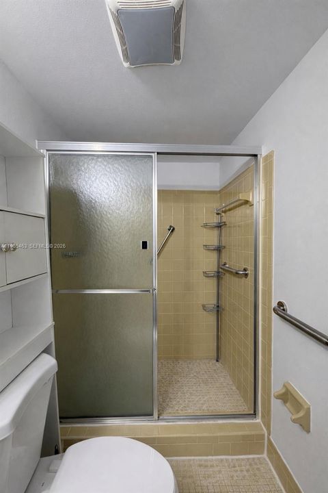 En Venta: $80,000 (2 camas, 2 baños, 990 Pies cuadrados)