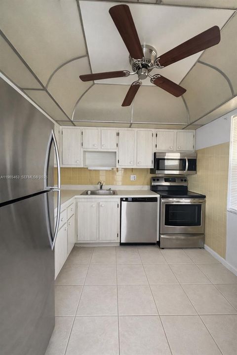 En Venta: $80,000 (2 camas, 2 baños, 990 Pies cuadrados)