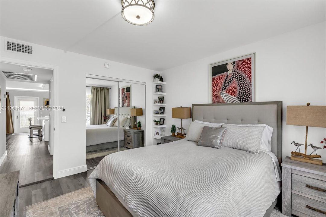 На продажу: $199,000 (2 спален, 1 ванн, 840 Квадратных фут)