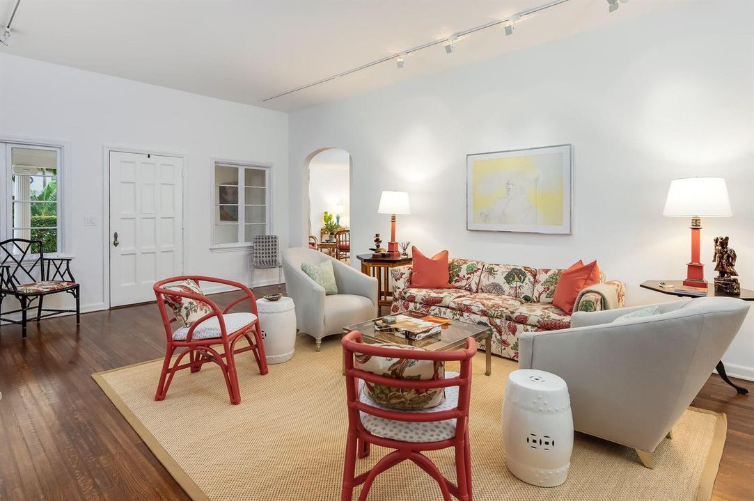 425 Seaspray - MLS-2