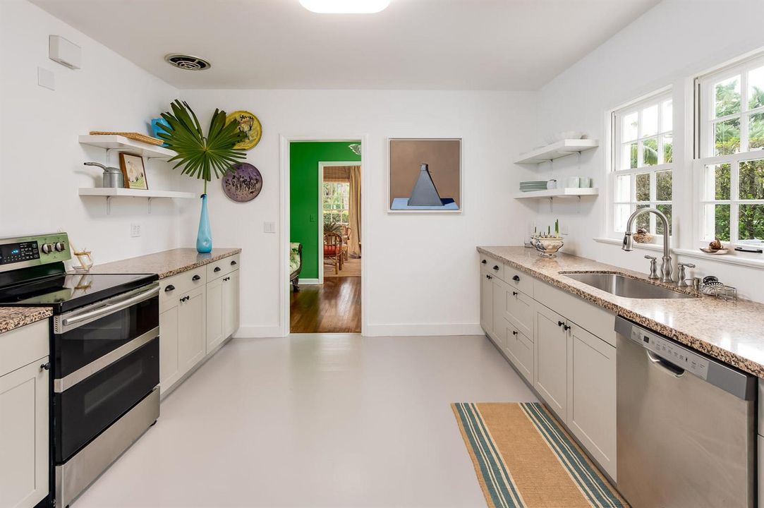 425 Seaspray - MLS-11
