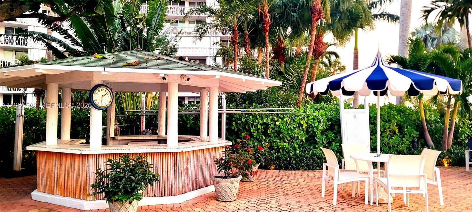 На продажу: $599,000 (2 спален, 2 ванн, 1116 Квадратных фут)