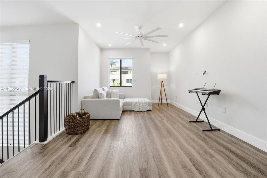 Active With Contract: $1,800,000 (4 beds, 3 baths, 3436 Square Feet)