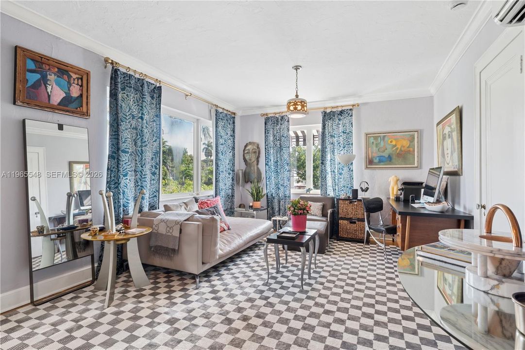 На продажу: $2,295,000 (3 спален, 2 ванн, 1554 Квадратных фут)