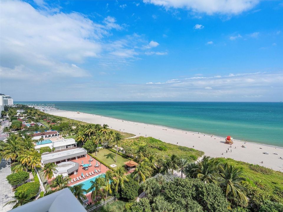 For Sale: $6,900,000 (3 beds, 3 baths, 1952 Square Feet)