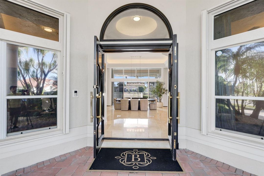 6799 Newport Lake Circle - 6.jpg-SMALL