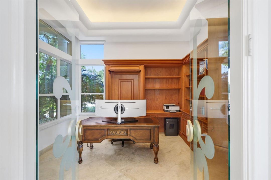 6799 Newport Lake Circle - 65.jpg-SMALL
