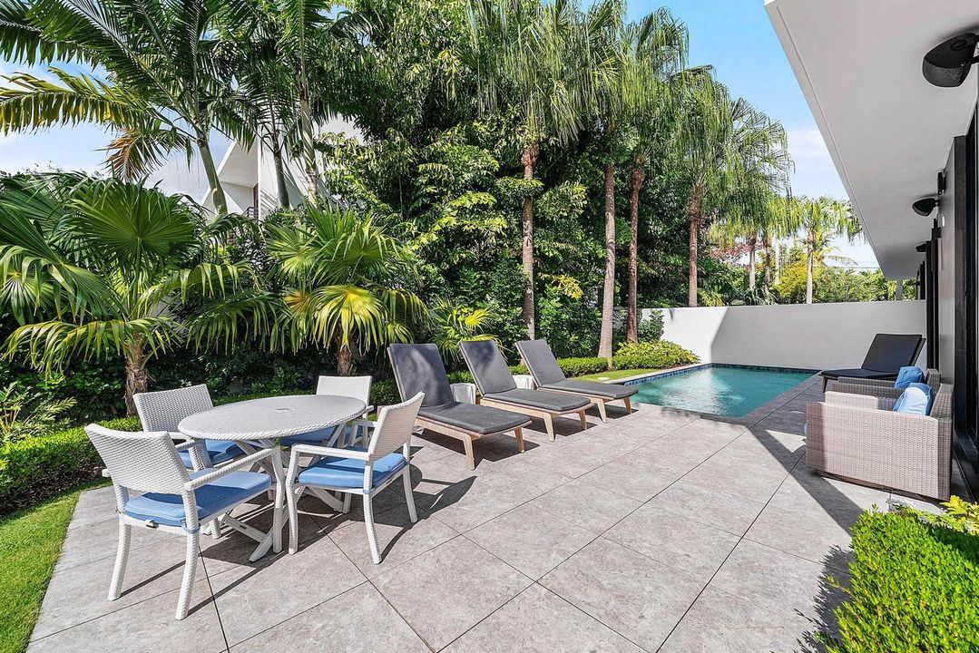 007-927WitherspoonLane-DelrayBeach-FL-33