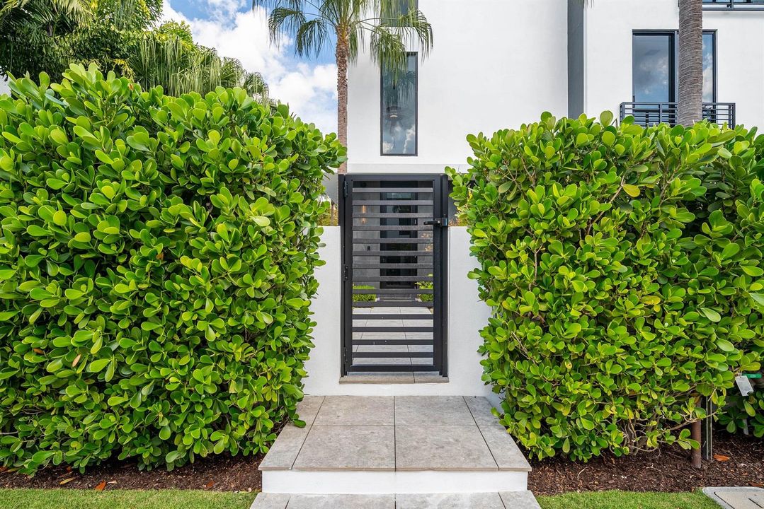 005-927WitherspoonLane-DelrayBeach-FL-33
