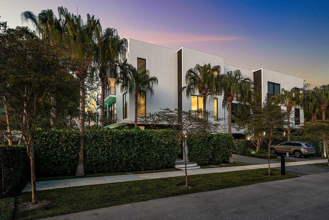 068-927WitherspoonLane-DelrayBeach-FL-33