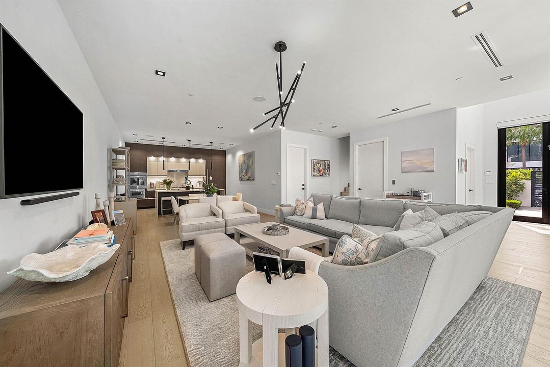 012-927WitherspoonLane-DelrayBeach-FL-33