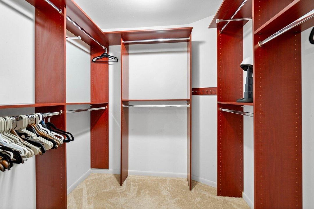 Walk in Closet