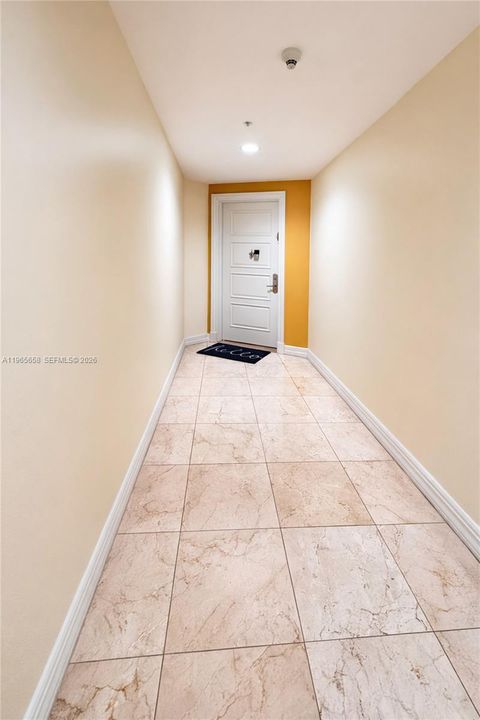 En Venta: $819,000 (3 camas, 2 baños, 1648 Pies cuadrados)