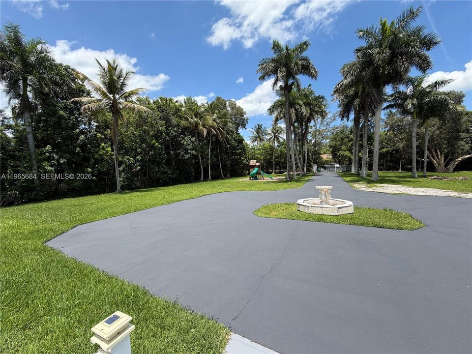 FRONT YARD