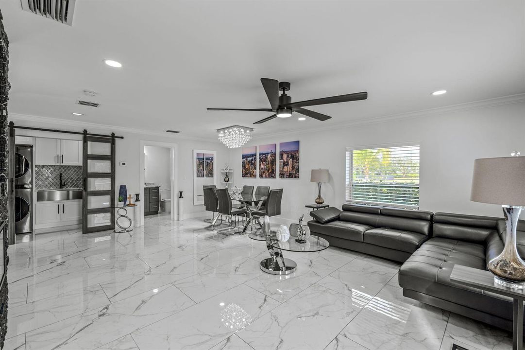 110-web-or-mls-A7407010