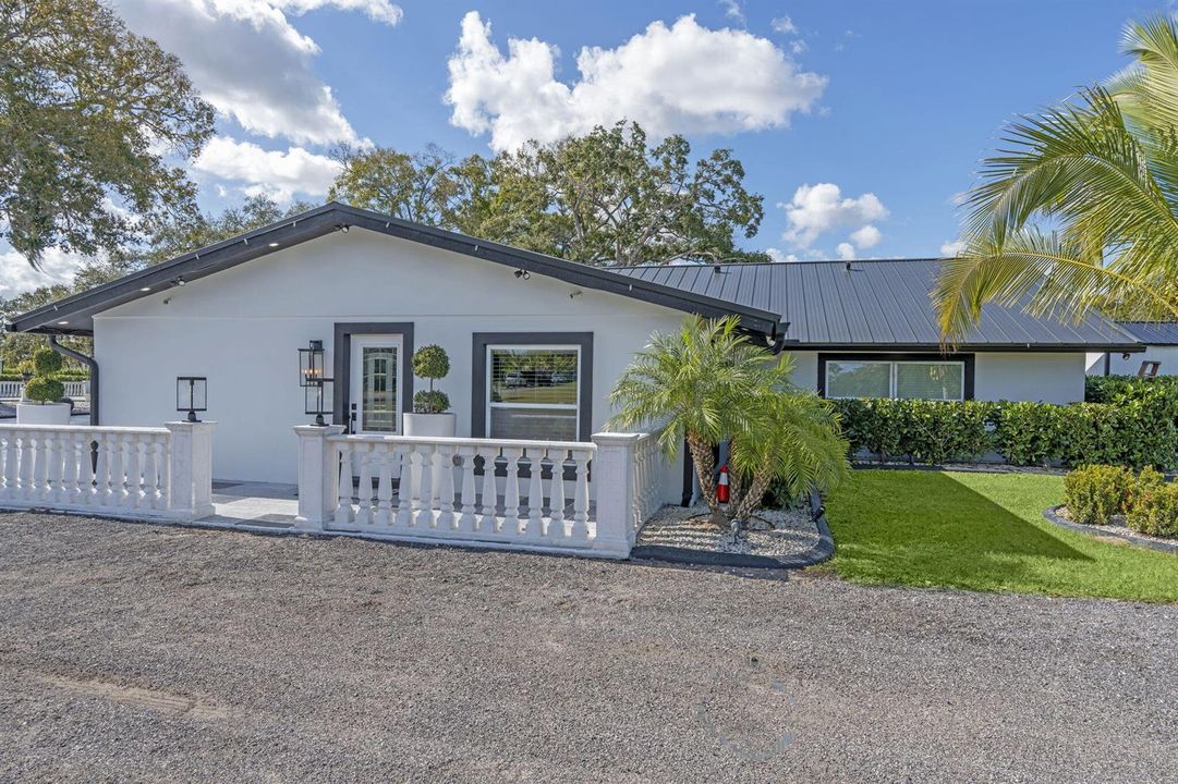 31-web-or-mls-A7406831